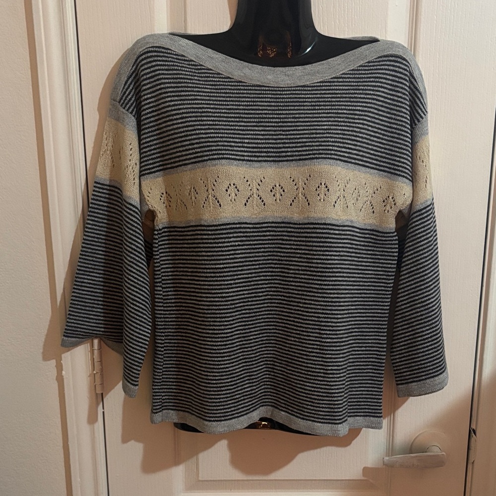 Chic Off-the-Shoulder Striped Sweater in Gray and Cream